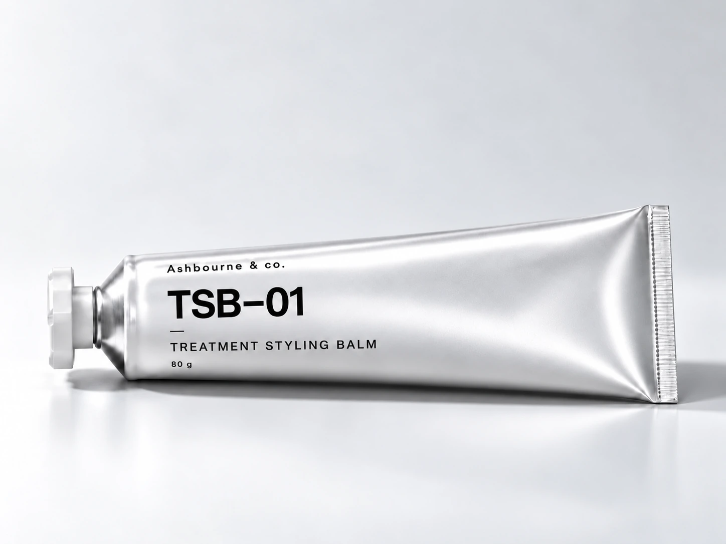 Ashbourne TSB–01 silver tube on a pale grey background